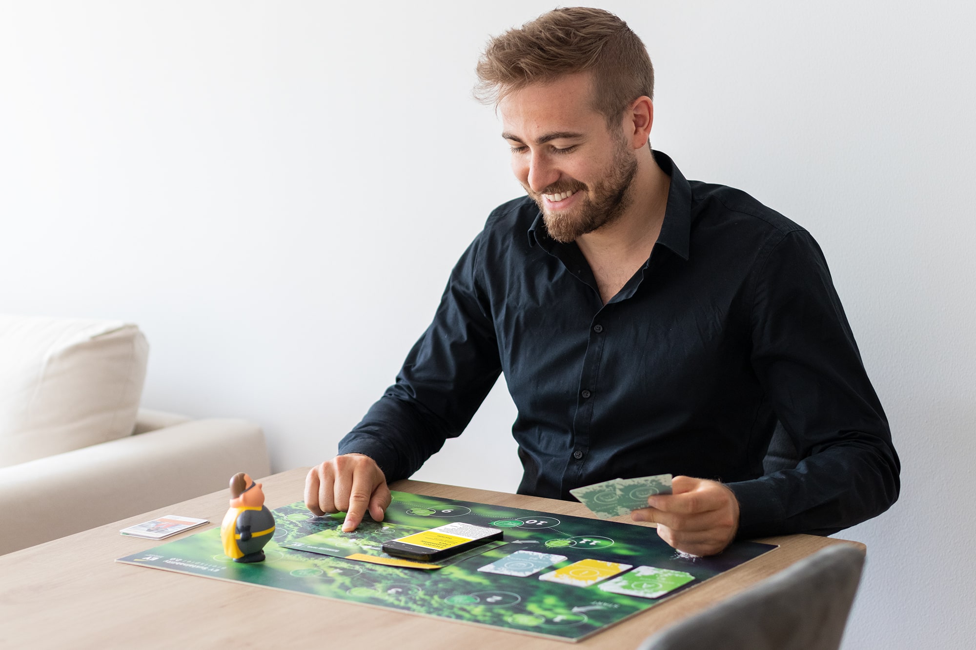 ey successfully using print media combined with a digital component